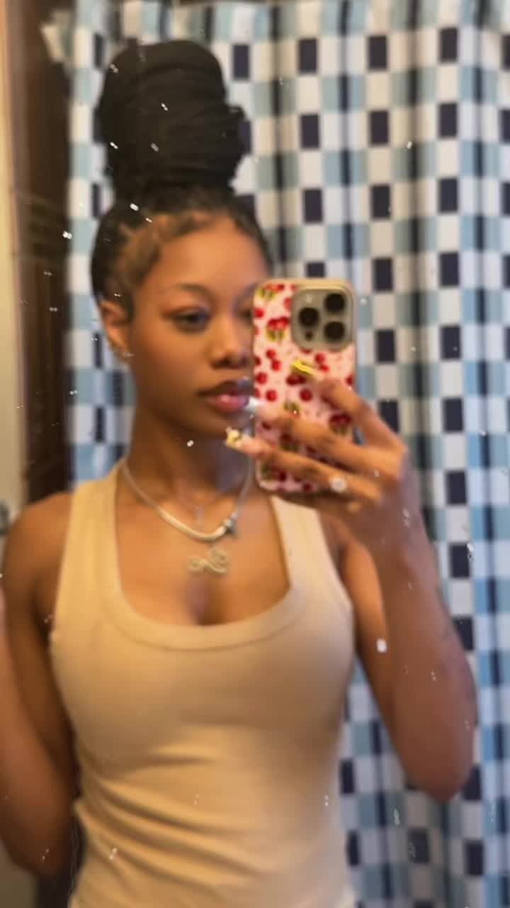 @Vee🪷
