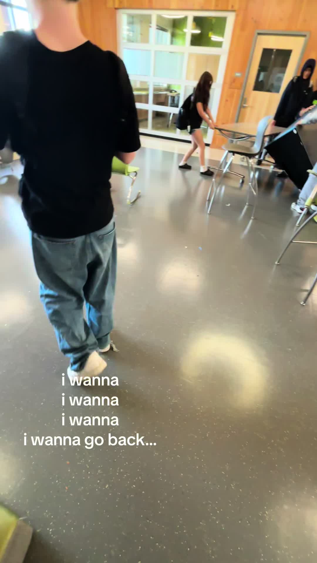 @𝕸𝖎𝖒𝖎 𖣂︎