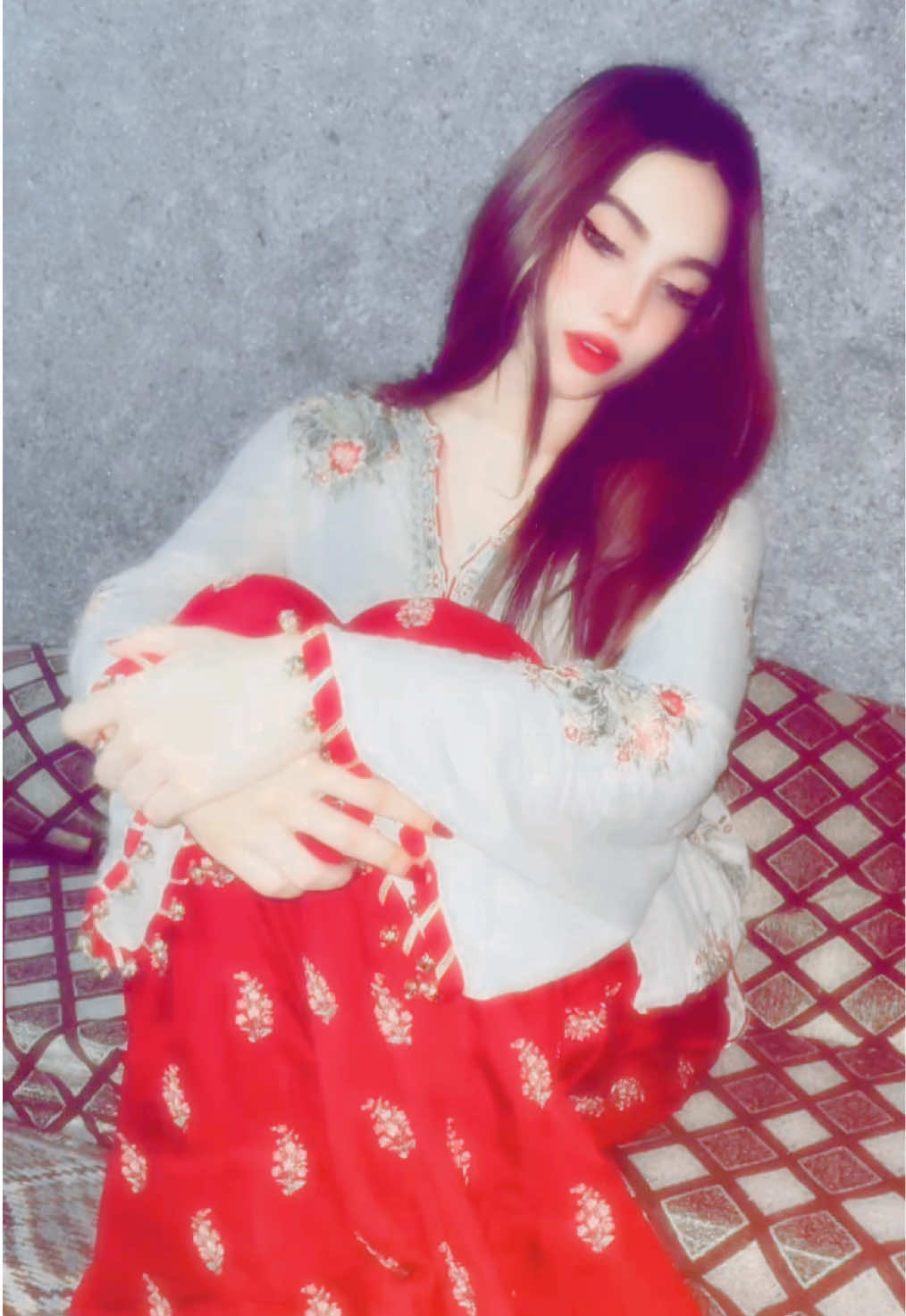 @Hoorpari ❤️🦋