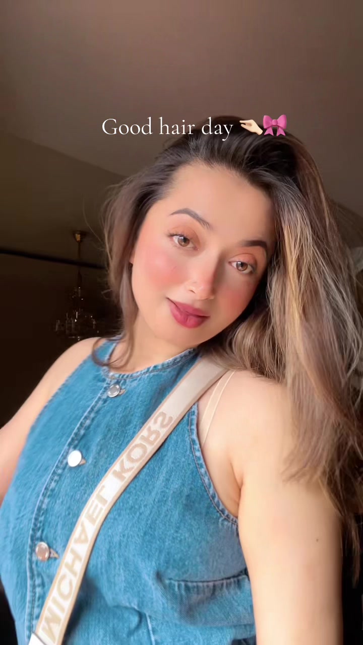 @Dee