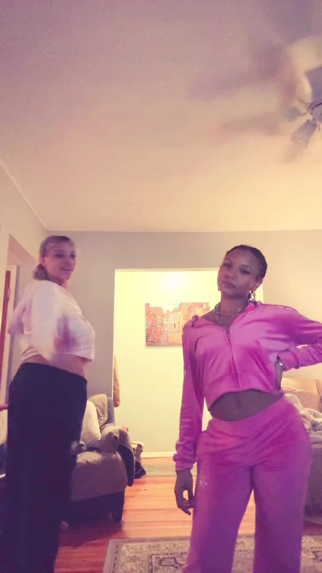 @𝐓𝐢𝐚🐇