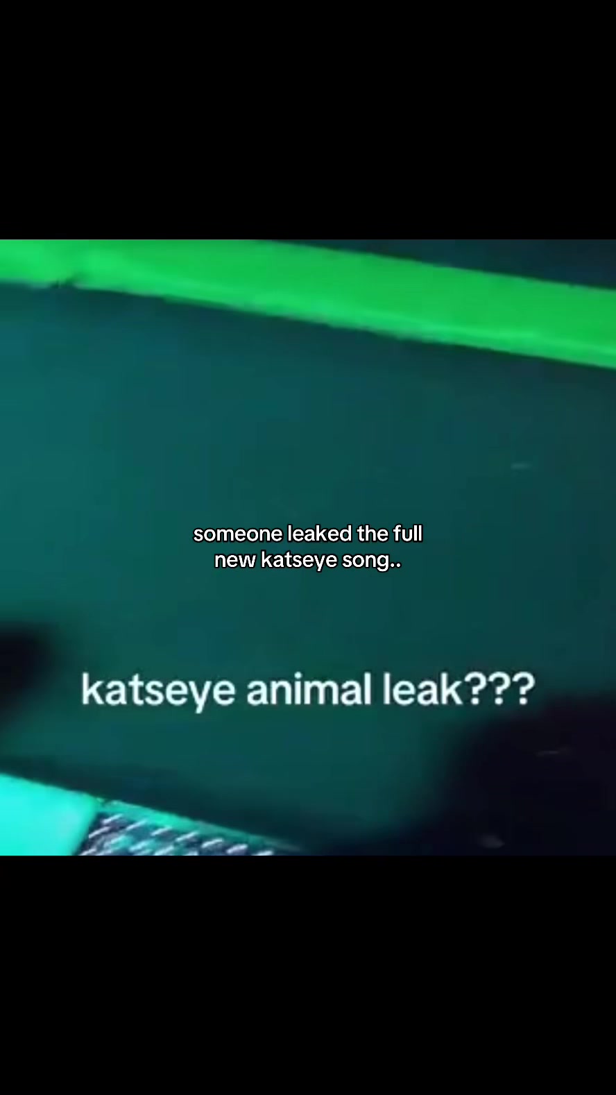 @⃟