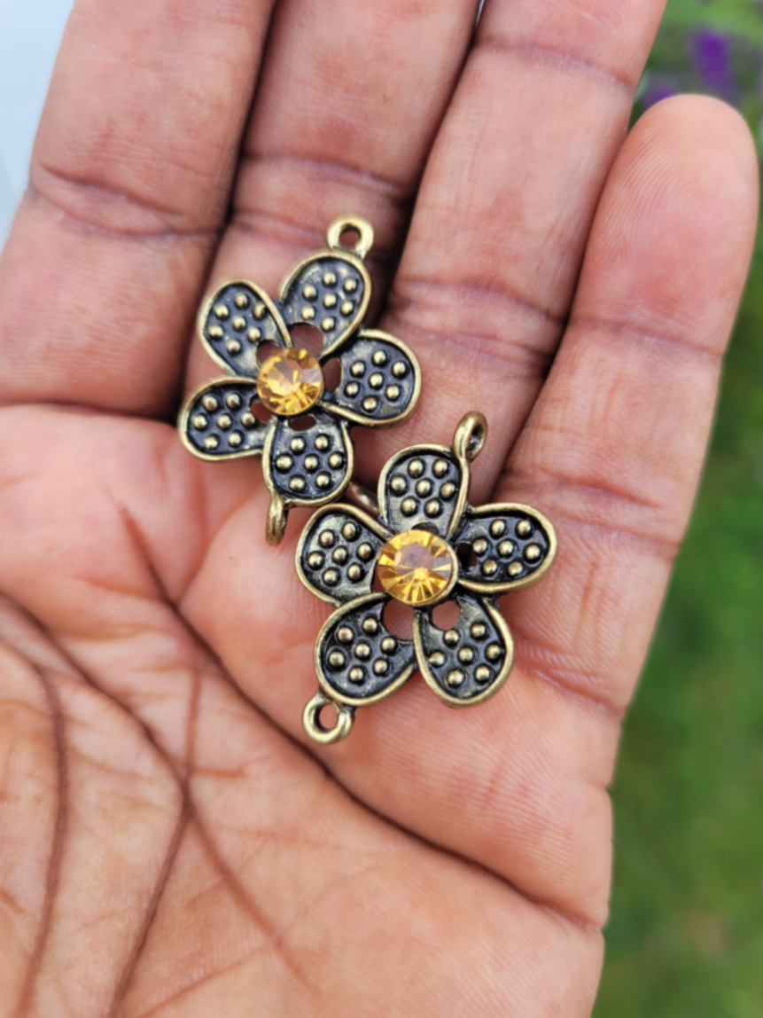 @handmadejewelofmine