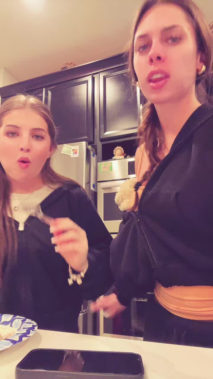 @👄