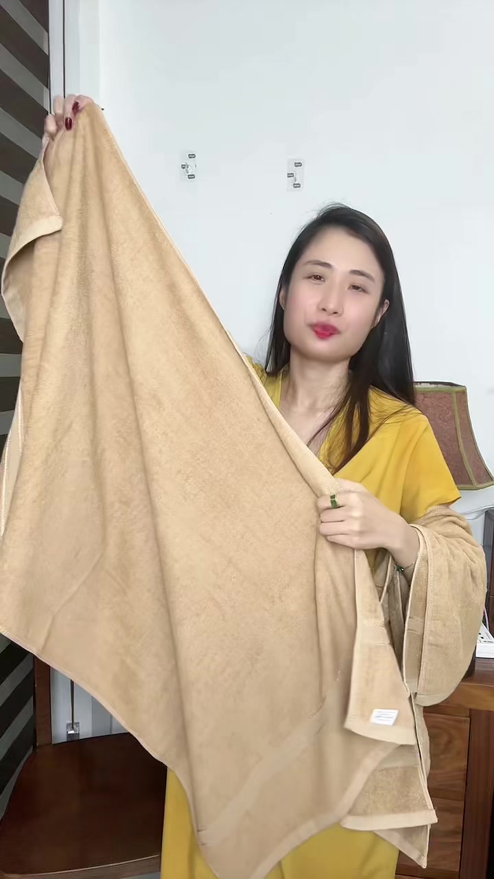 @Hoàng Anh
