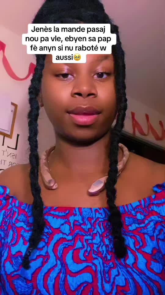@clara0fficiel