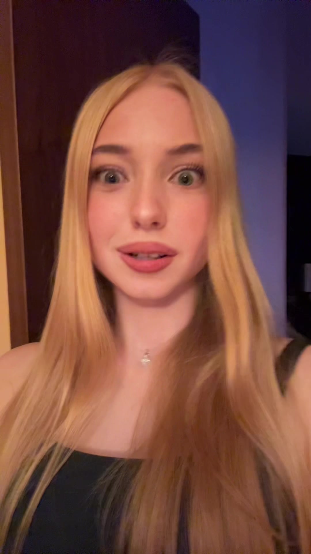 @викусик🌷