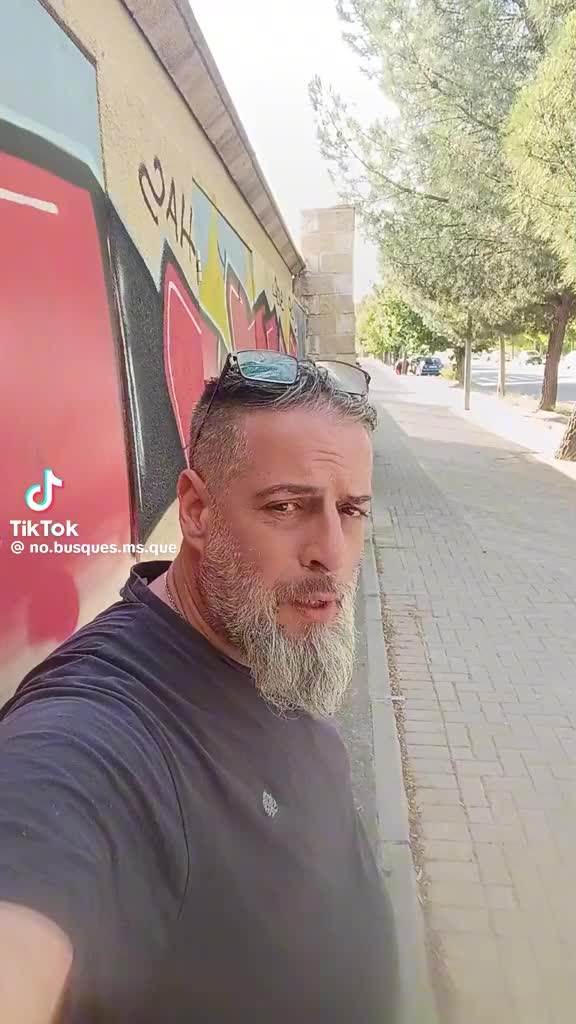 @alexisg1965