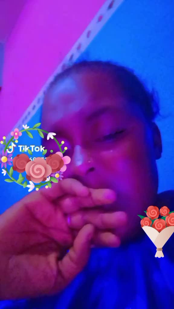 @Fatima 🥰🥰