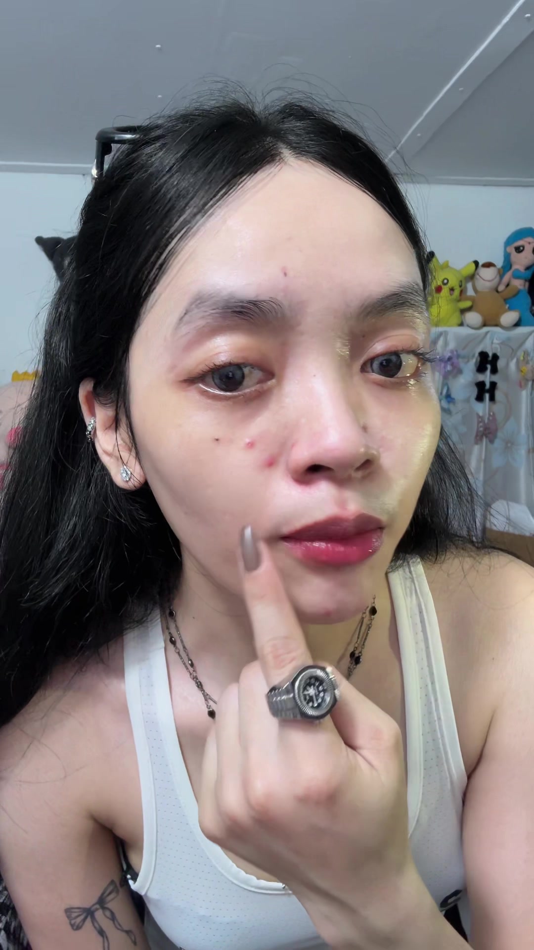 @Ellaa