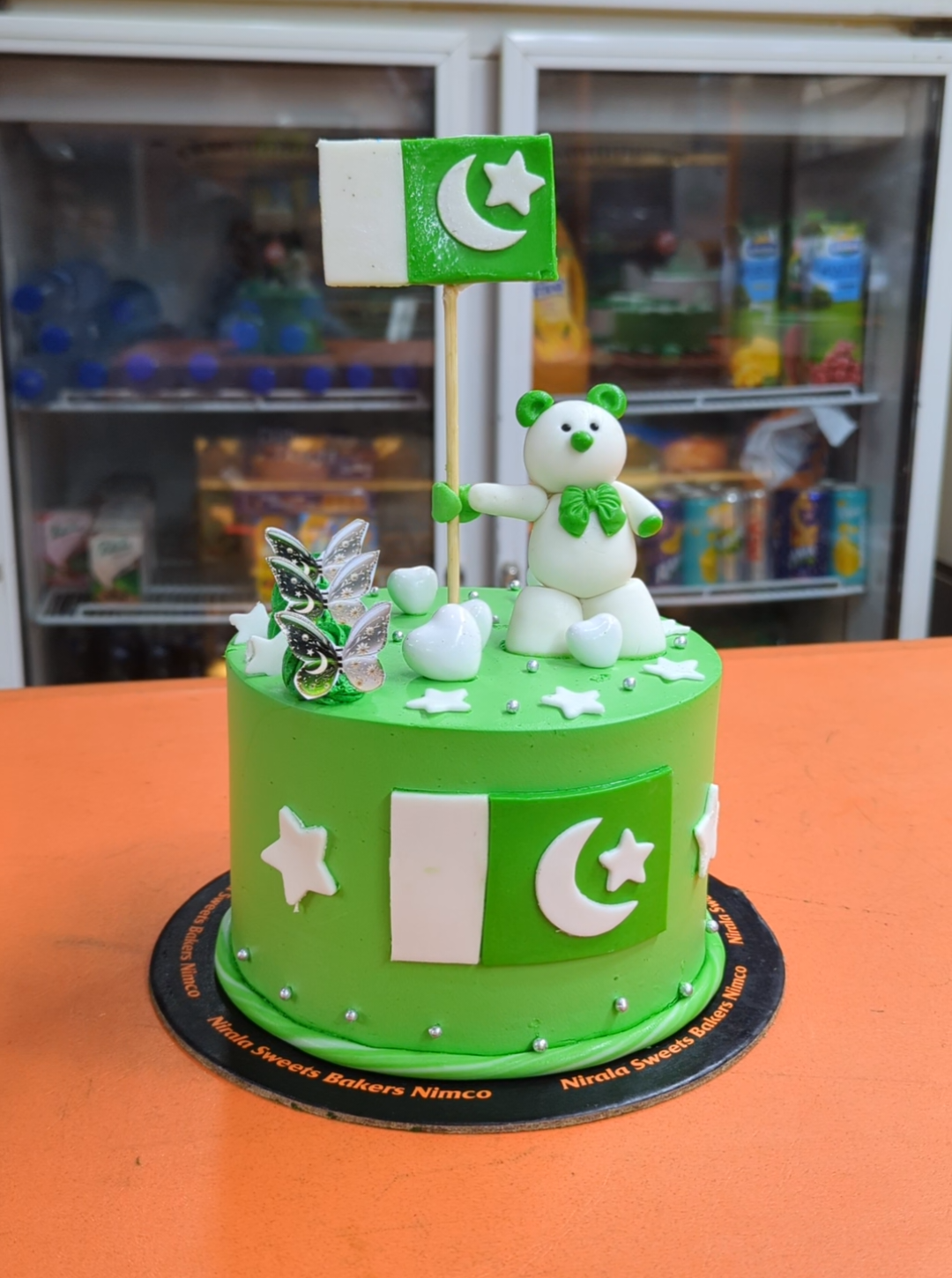 @Sajjad Nirala Cake