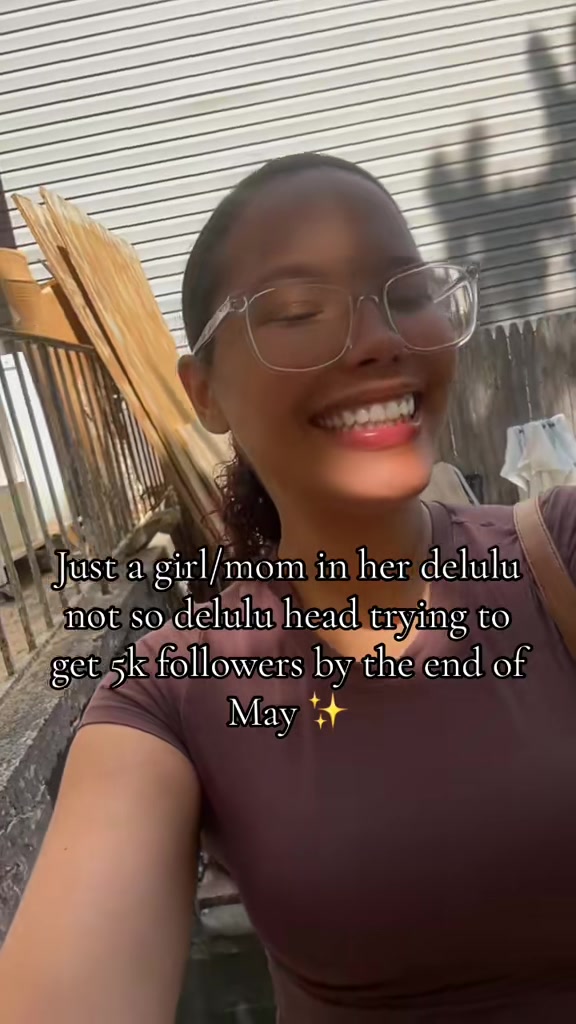 @Emely | MAMA OF 2