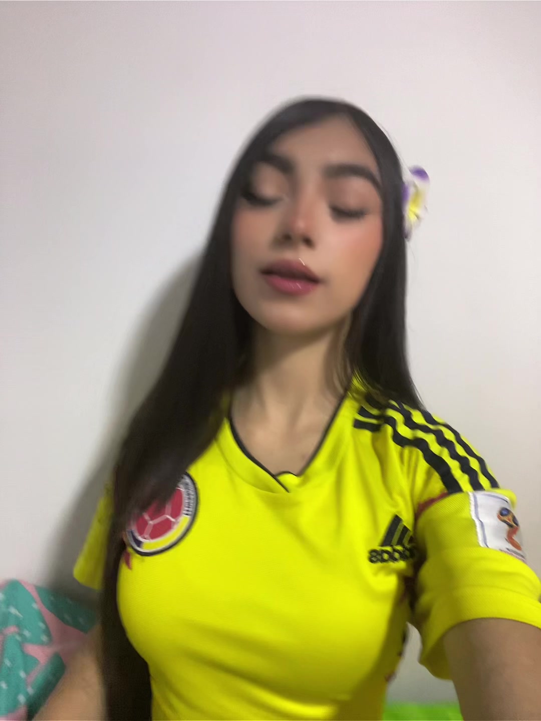 @مون بوتيرو🍀!.
