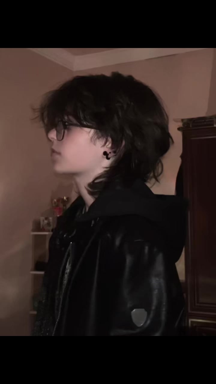 @elya🚩