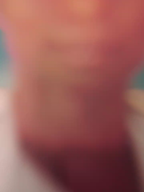 @Essabella