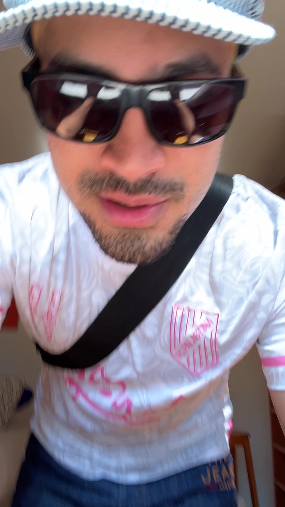 @Constantino Sa&uacute;l