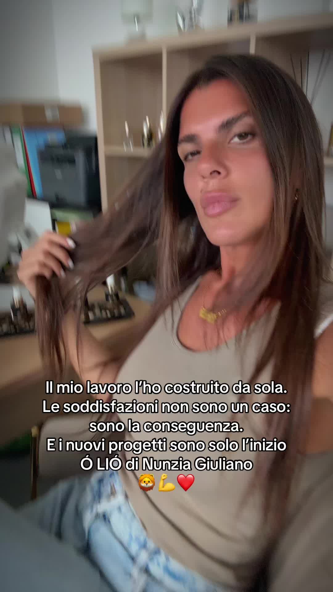 @nunziagiulianoólió