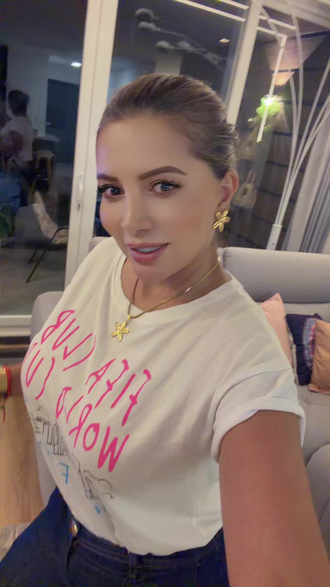 @Anna Karyna