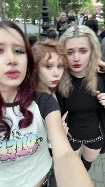 @мелана💫