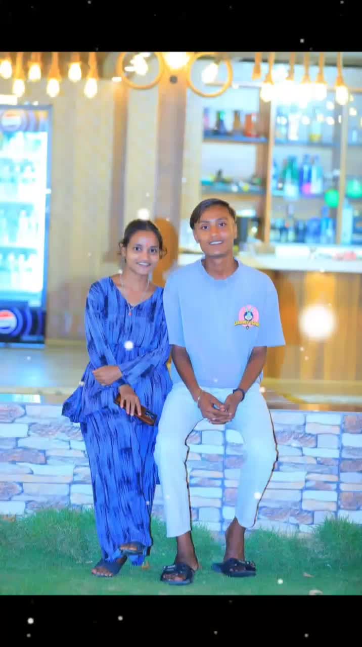 @smiling queen 50