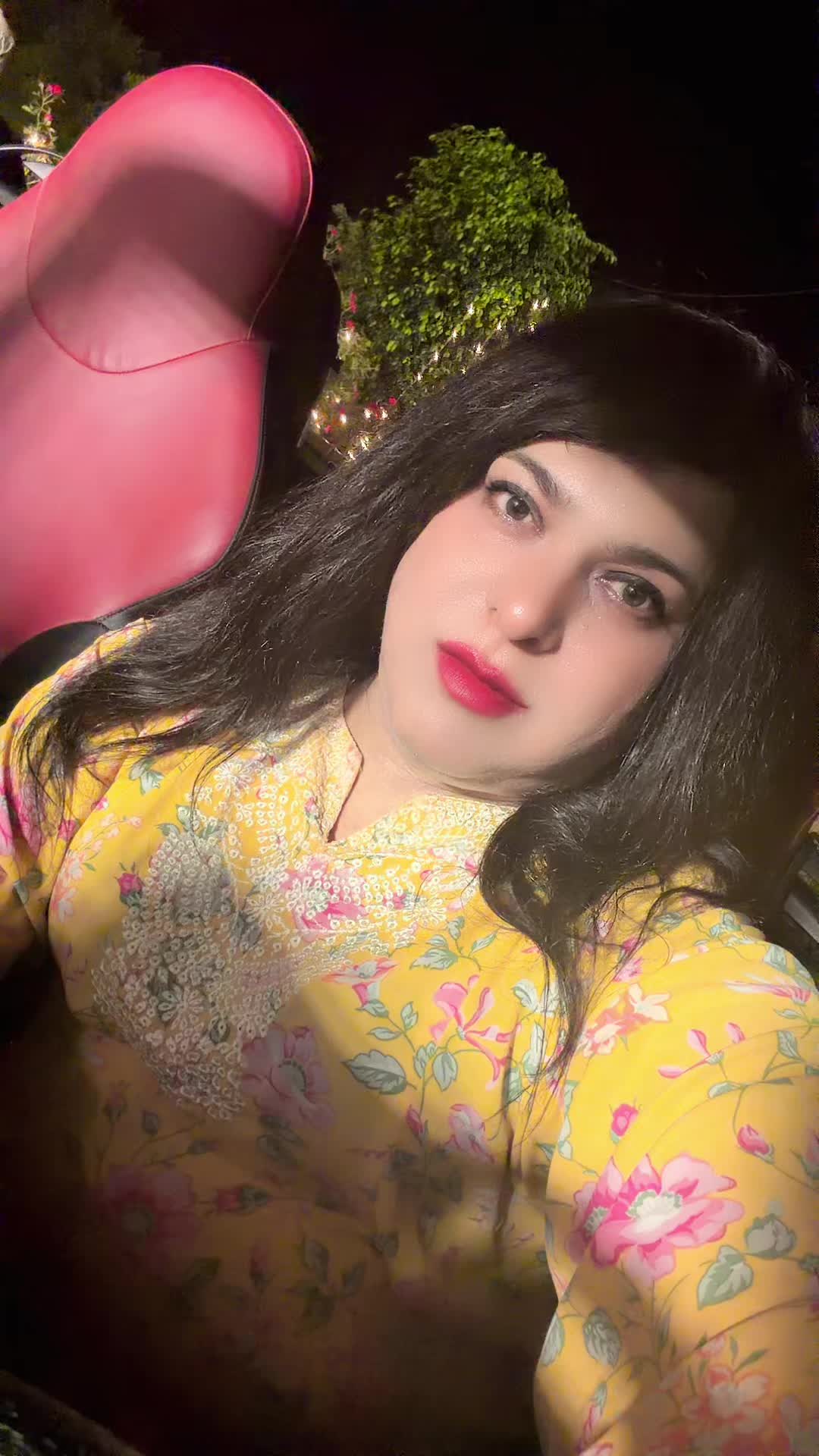 @Queen of Islamabad