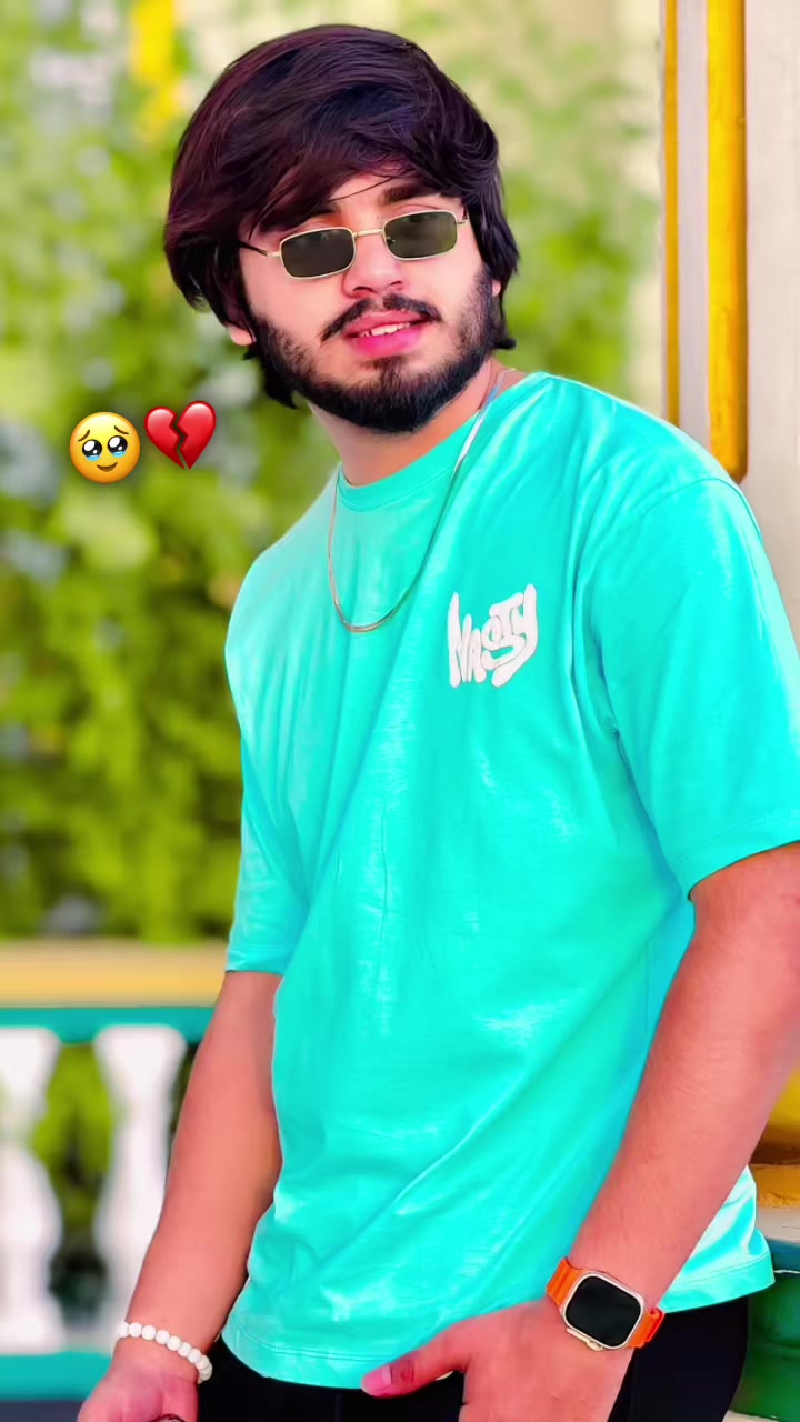 @👑 Huzaifa_mirza 👑