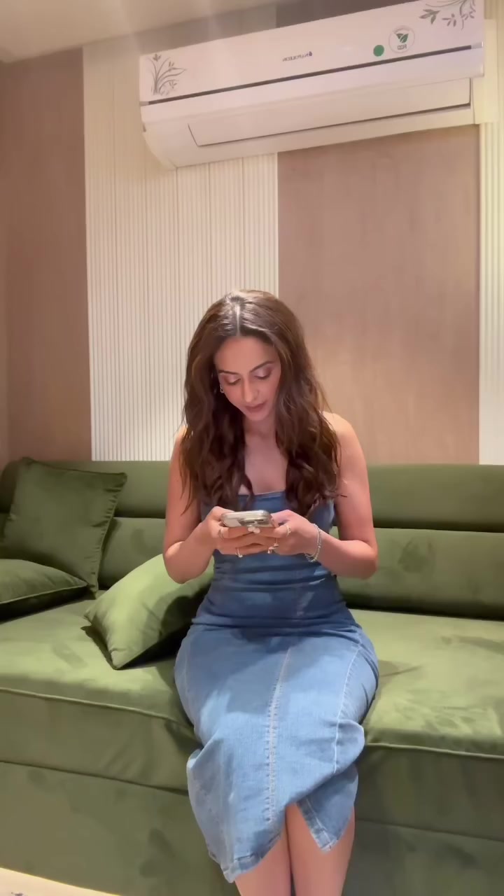 @Rakul preet