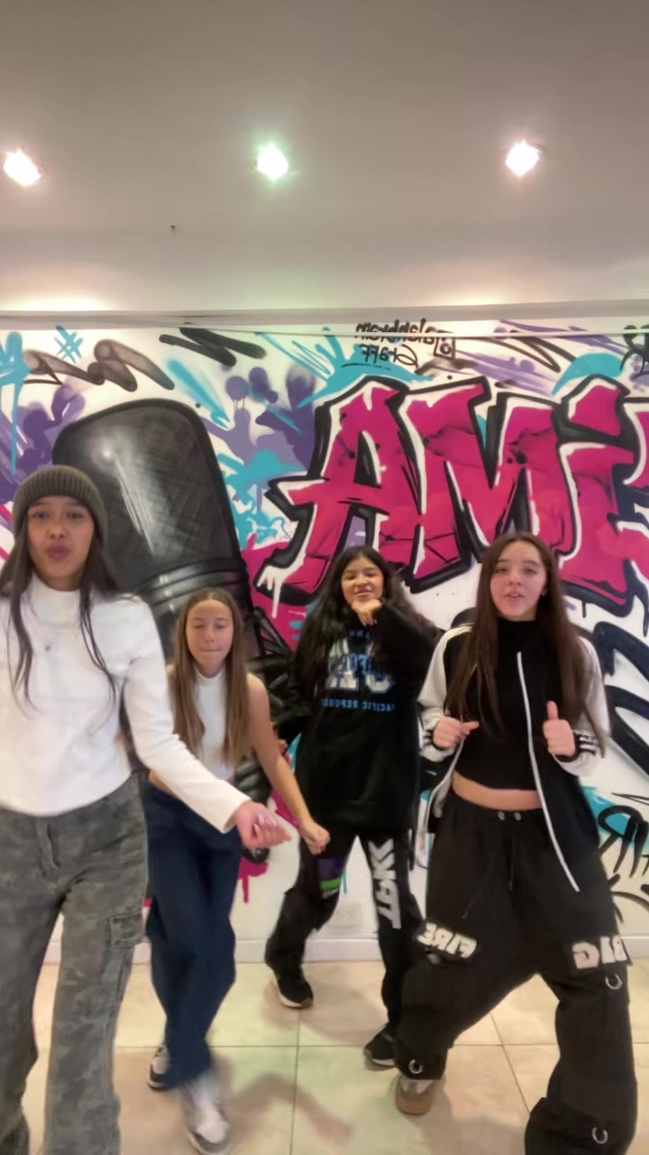 @Isabella_mejia