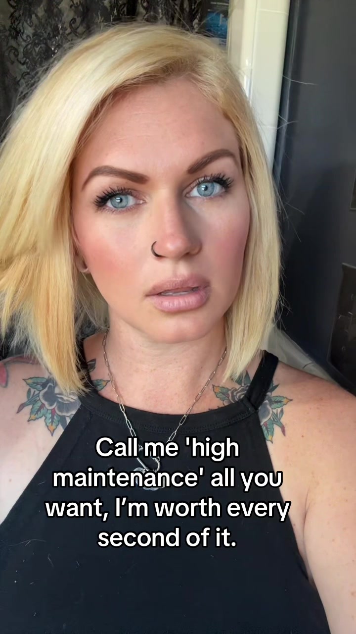 @Carlee_Punk