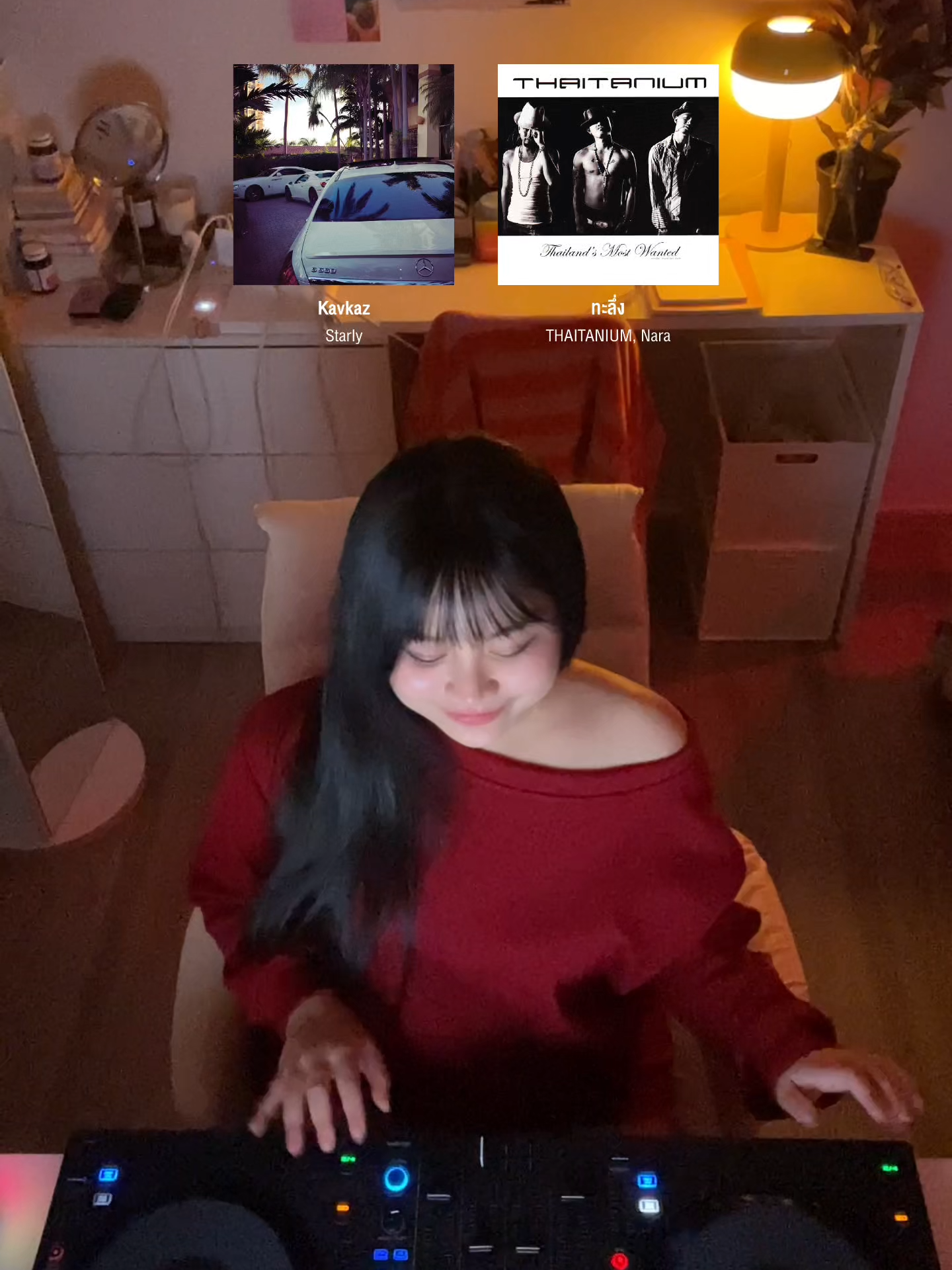@★