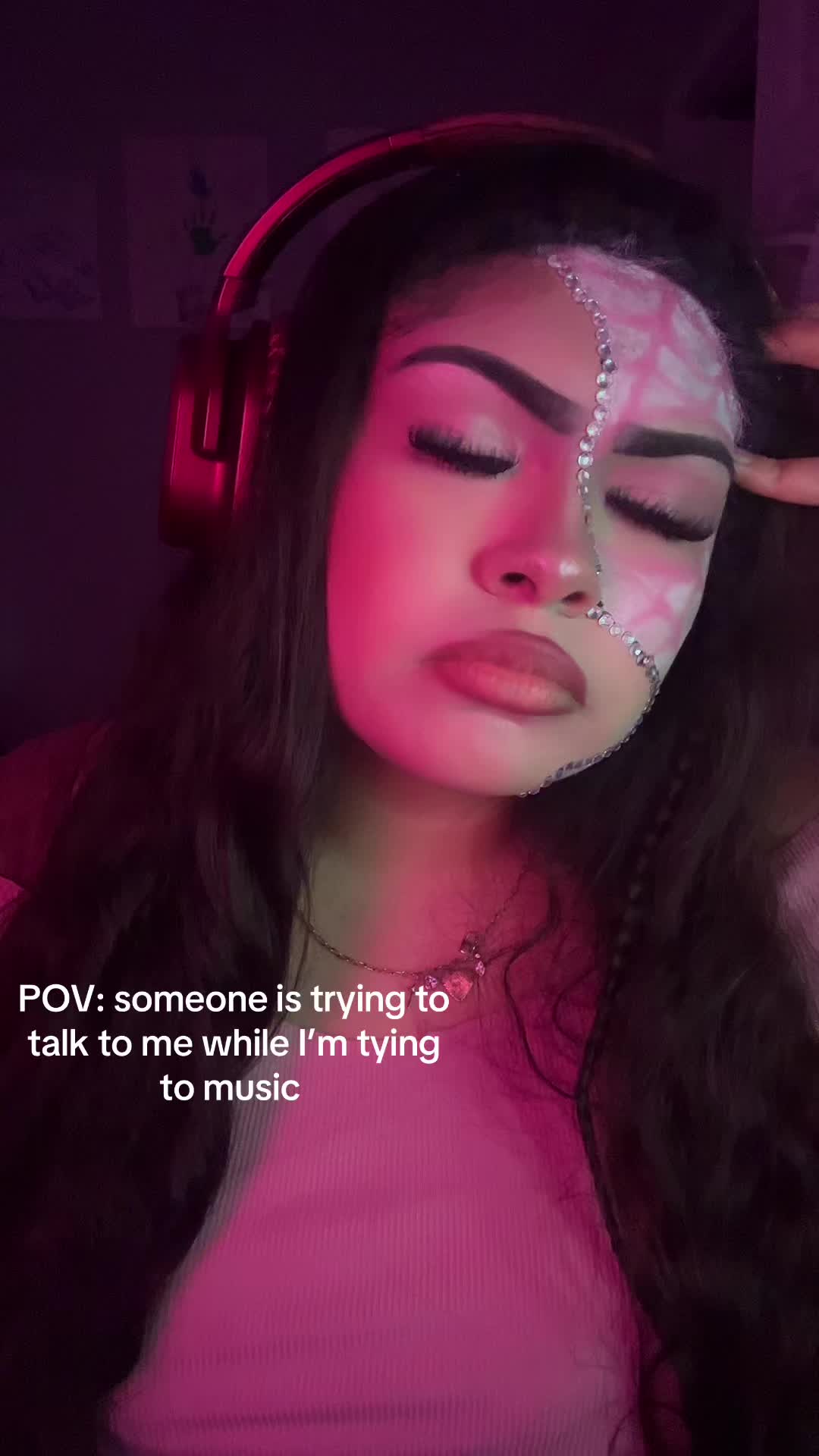 @𝐋𝐈𝐙𝐙𝐘. ꨄ