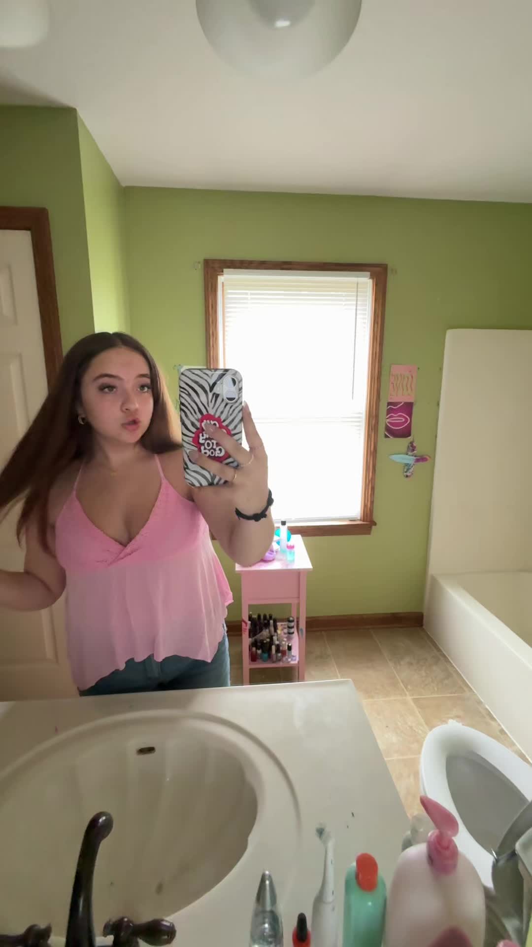 @violet isabella🤍
