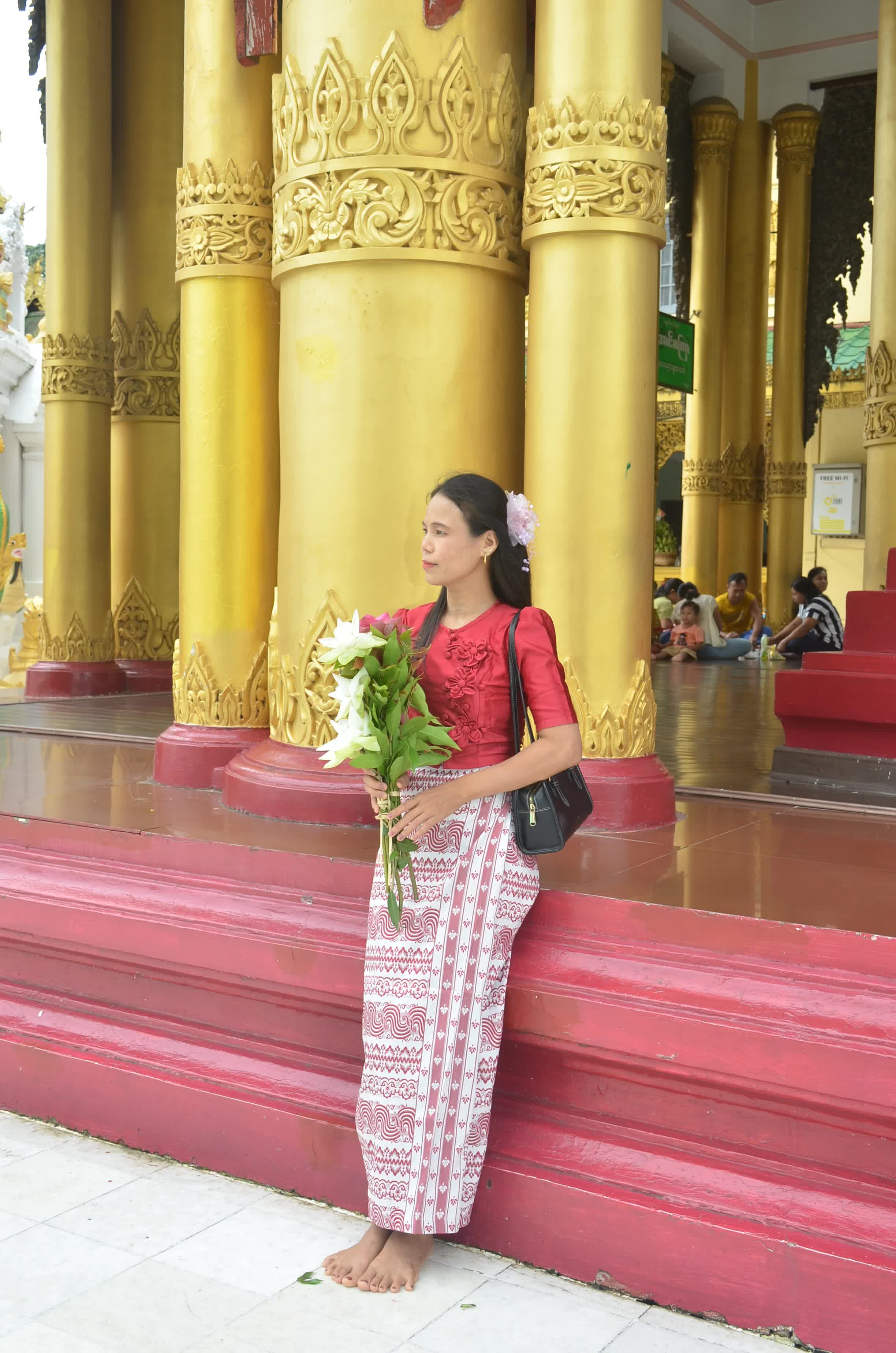 @Moe Thu Zar