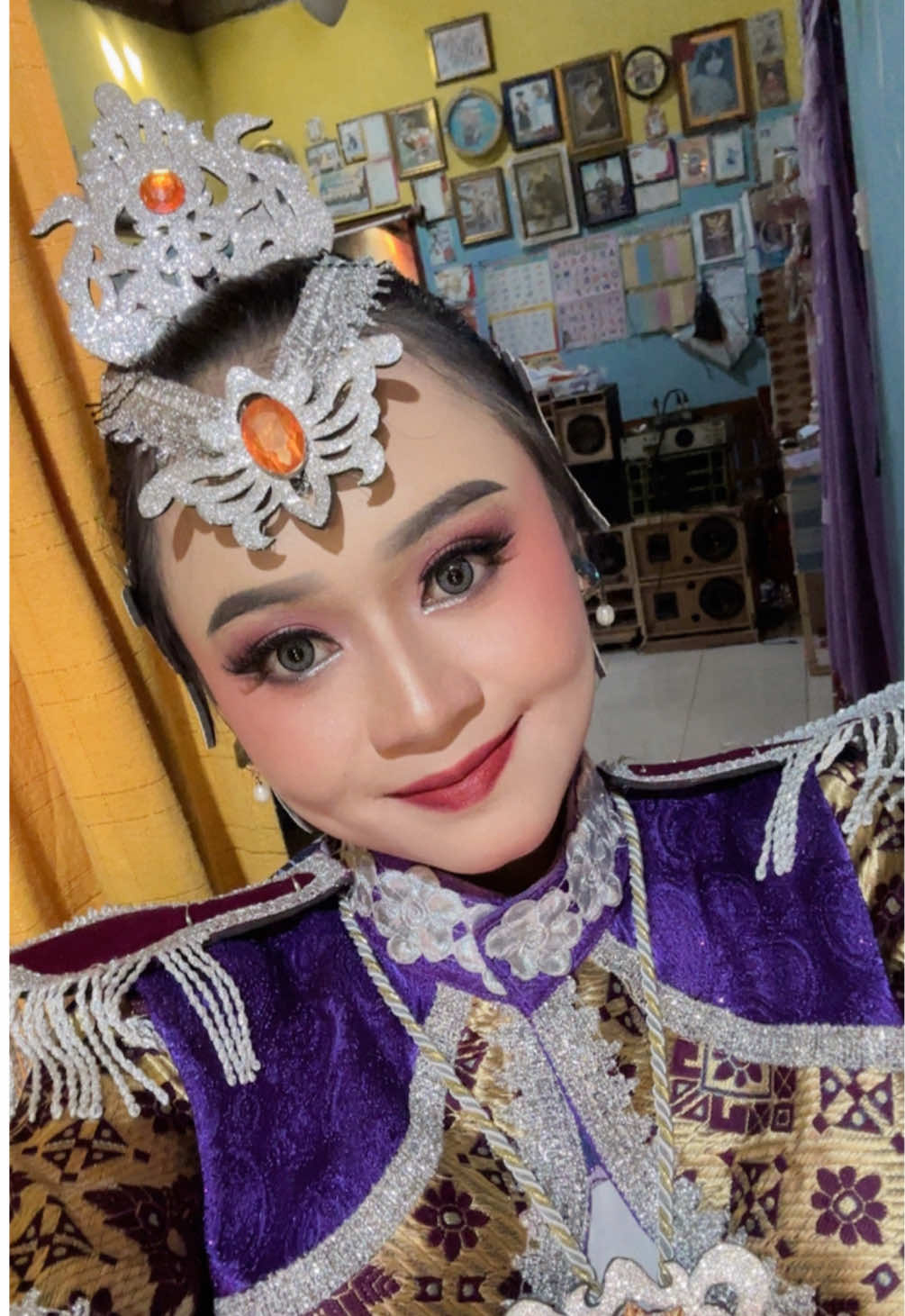 @Ara Tiara