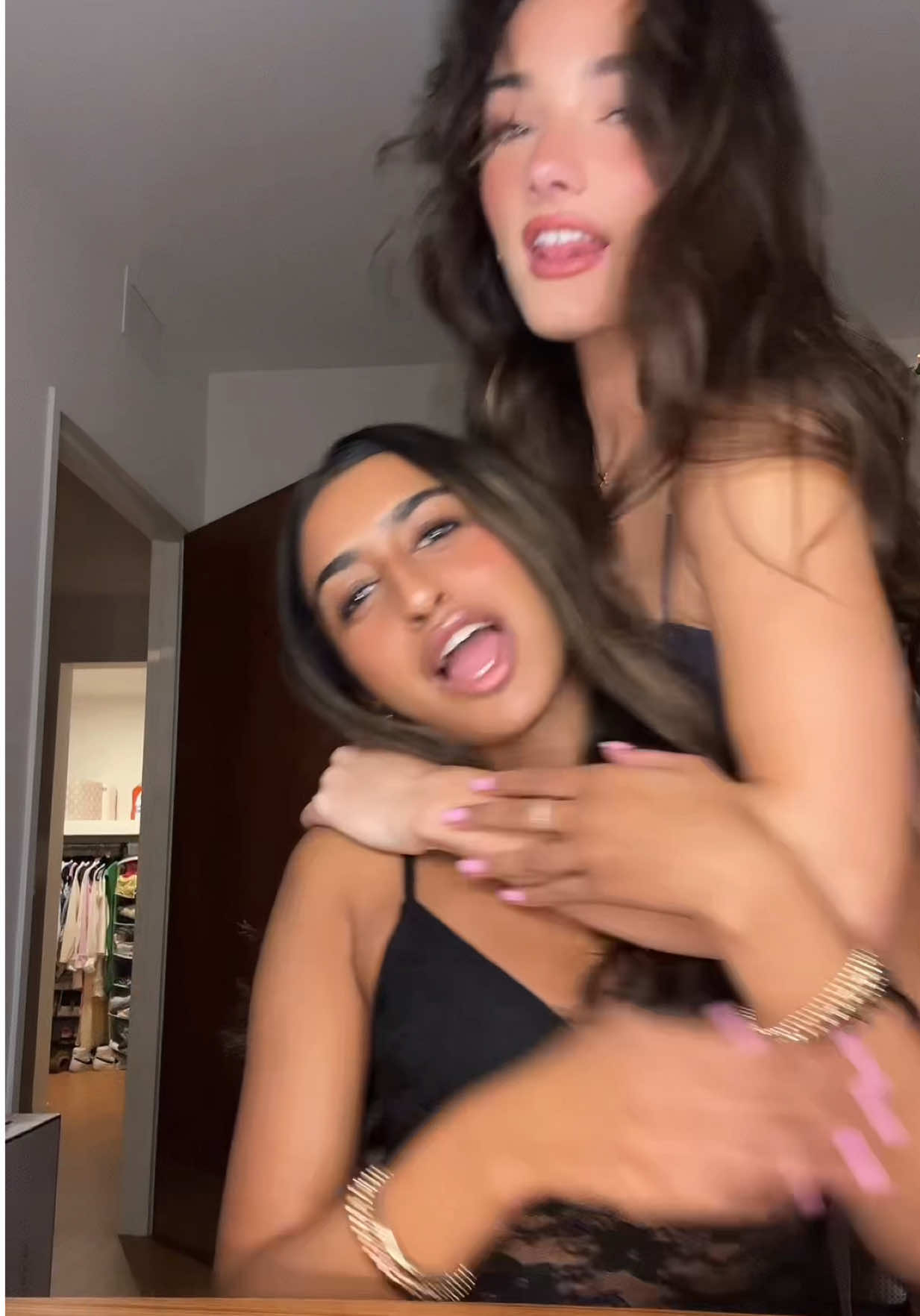 @Isa