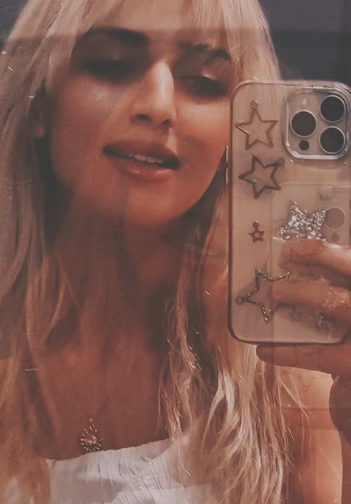 @꧁🦋LOREN🦋꧂