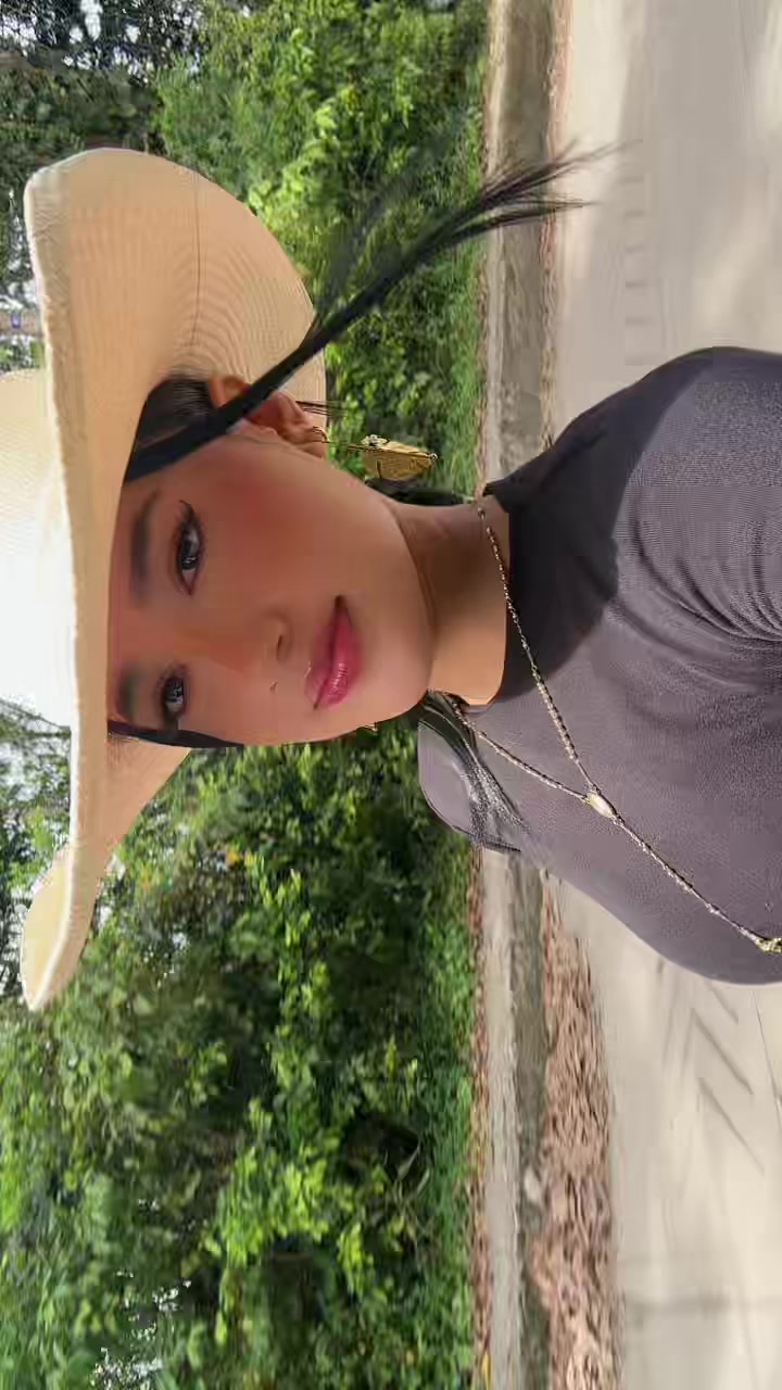 @𝓥𝓪𝓵𝓮𝓷𝓽𝓲𝓷𝓪