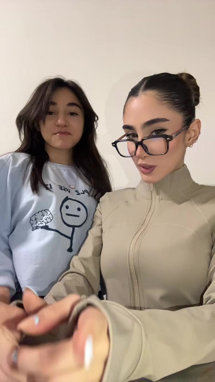@🦥