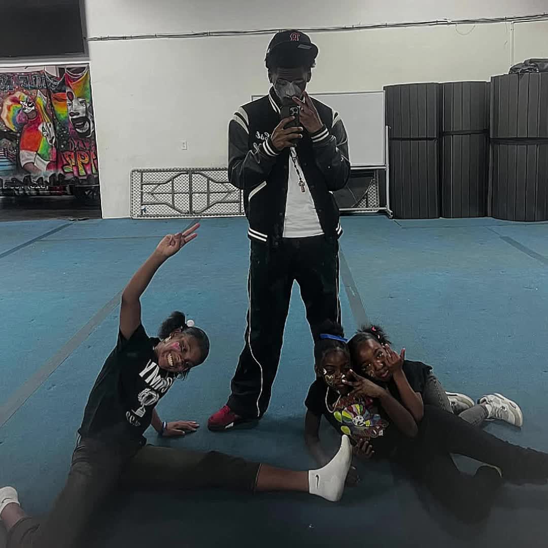 @TsquadOneLove