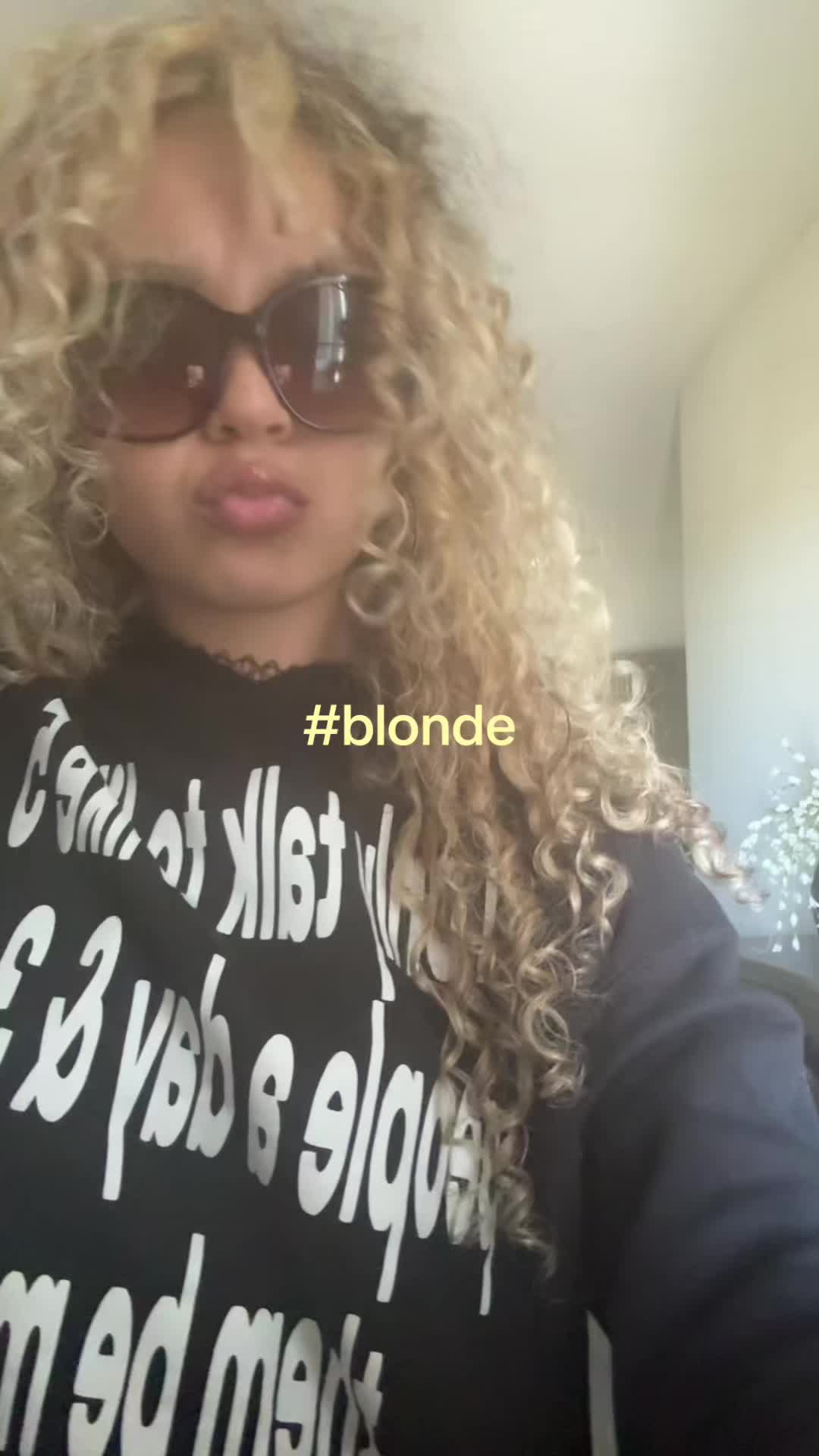 @^^