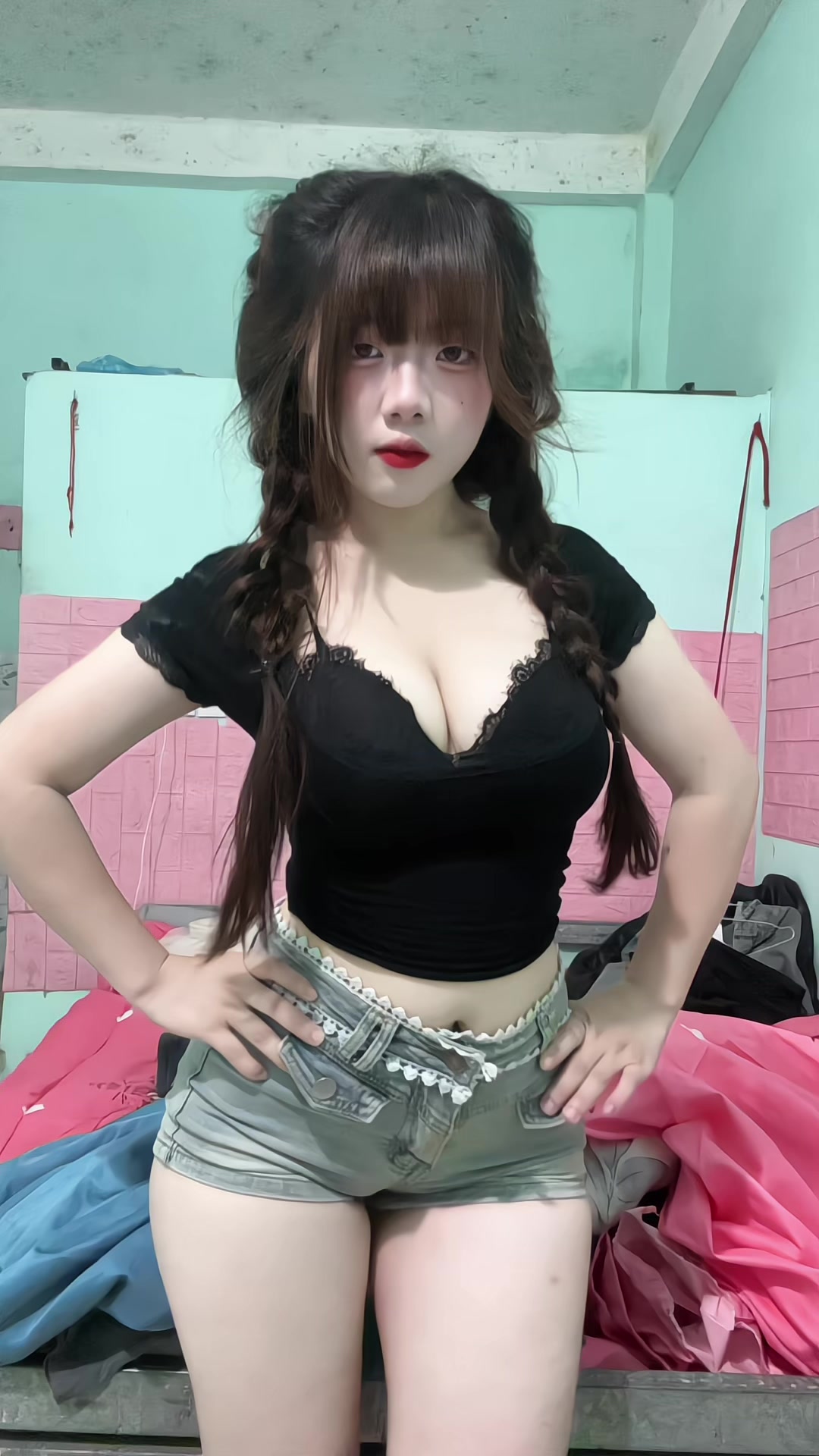 @L&ograve; thị thoa