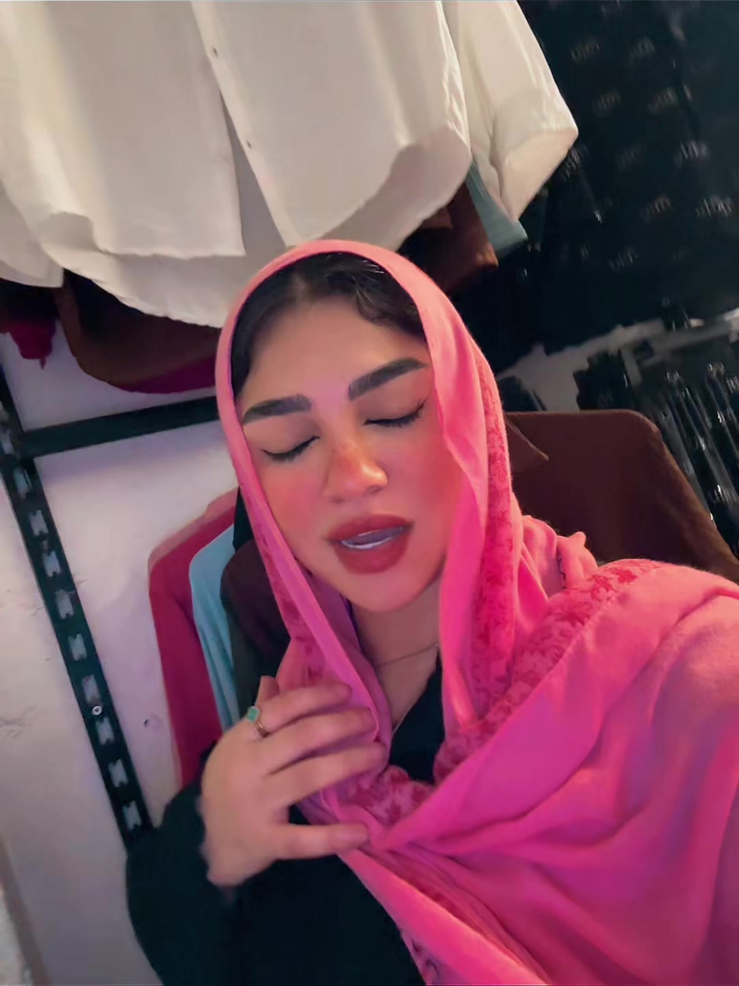 @LOGYELSONY