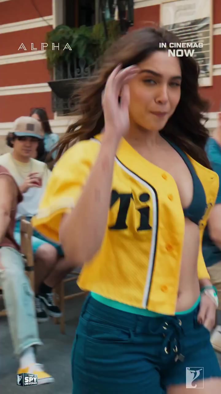@Boink_bollywood