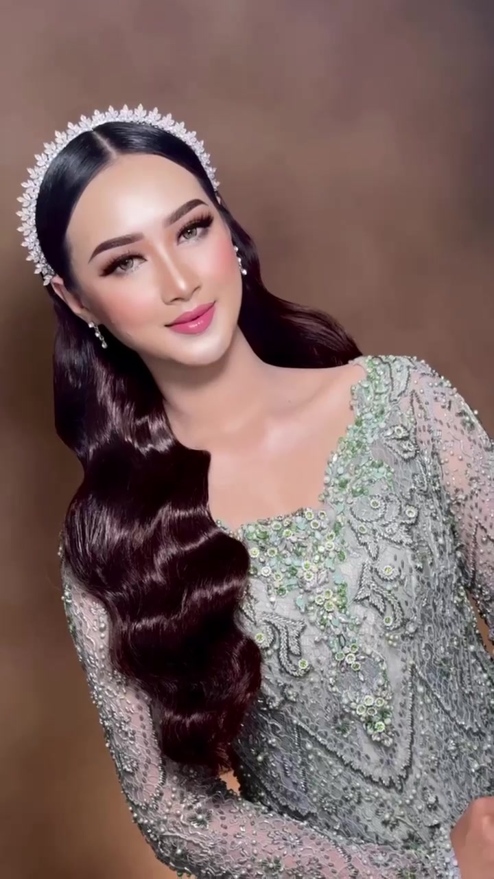 @Model_Kesyalianaaa