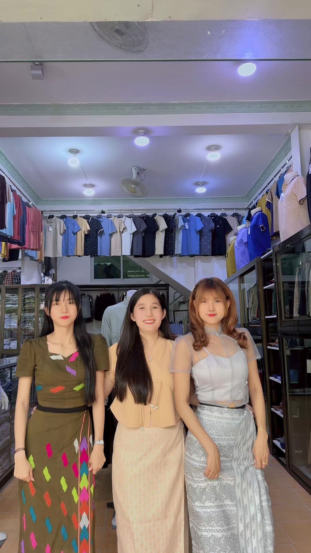 @Taw Win Nan Clothing