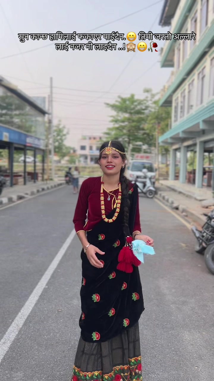 @ऋतु 🦋🖤