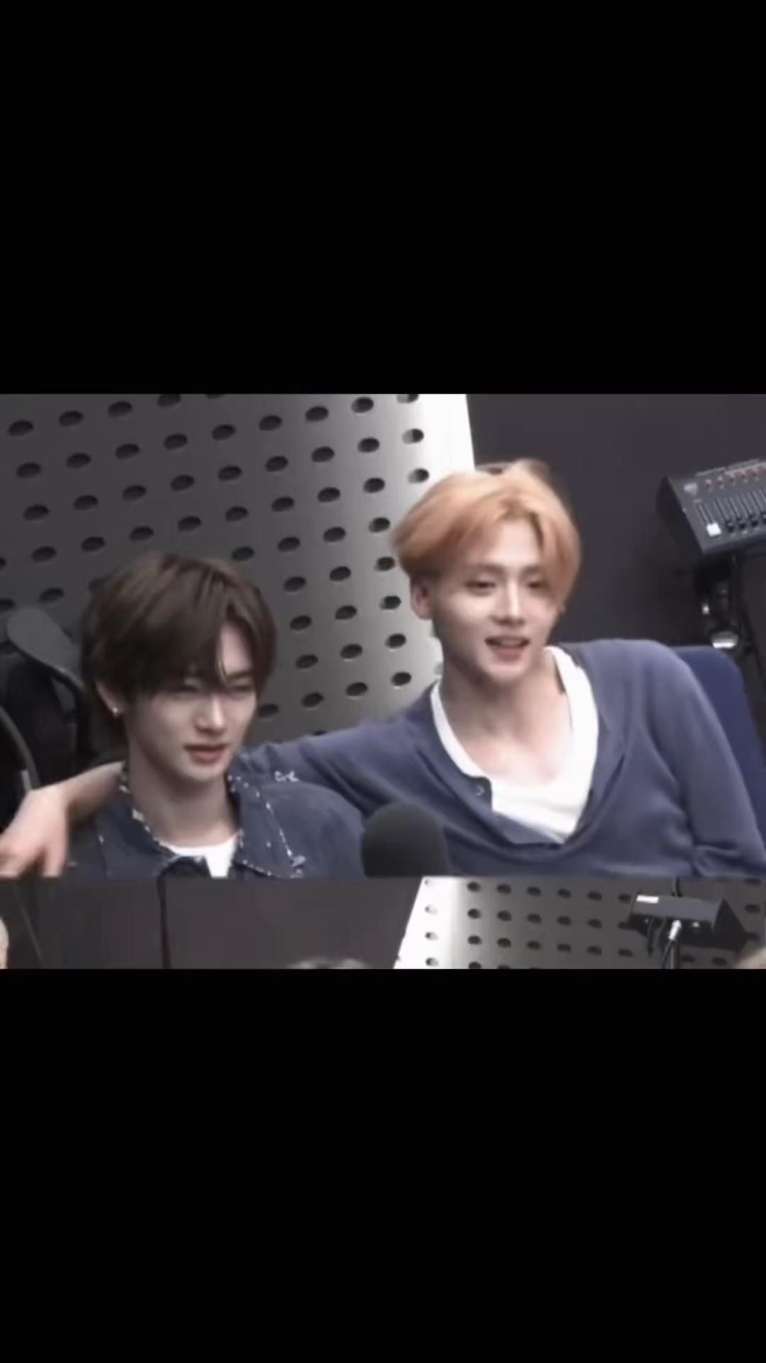 @うる