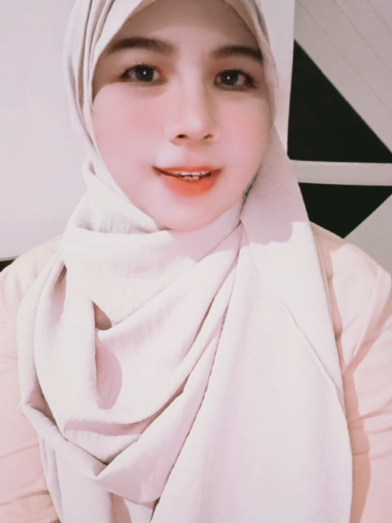 @💙Cici Harahap🧕