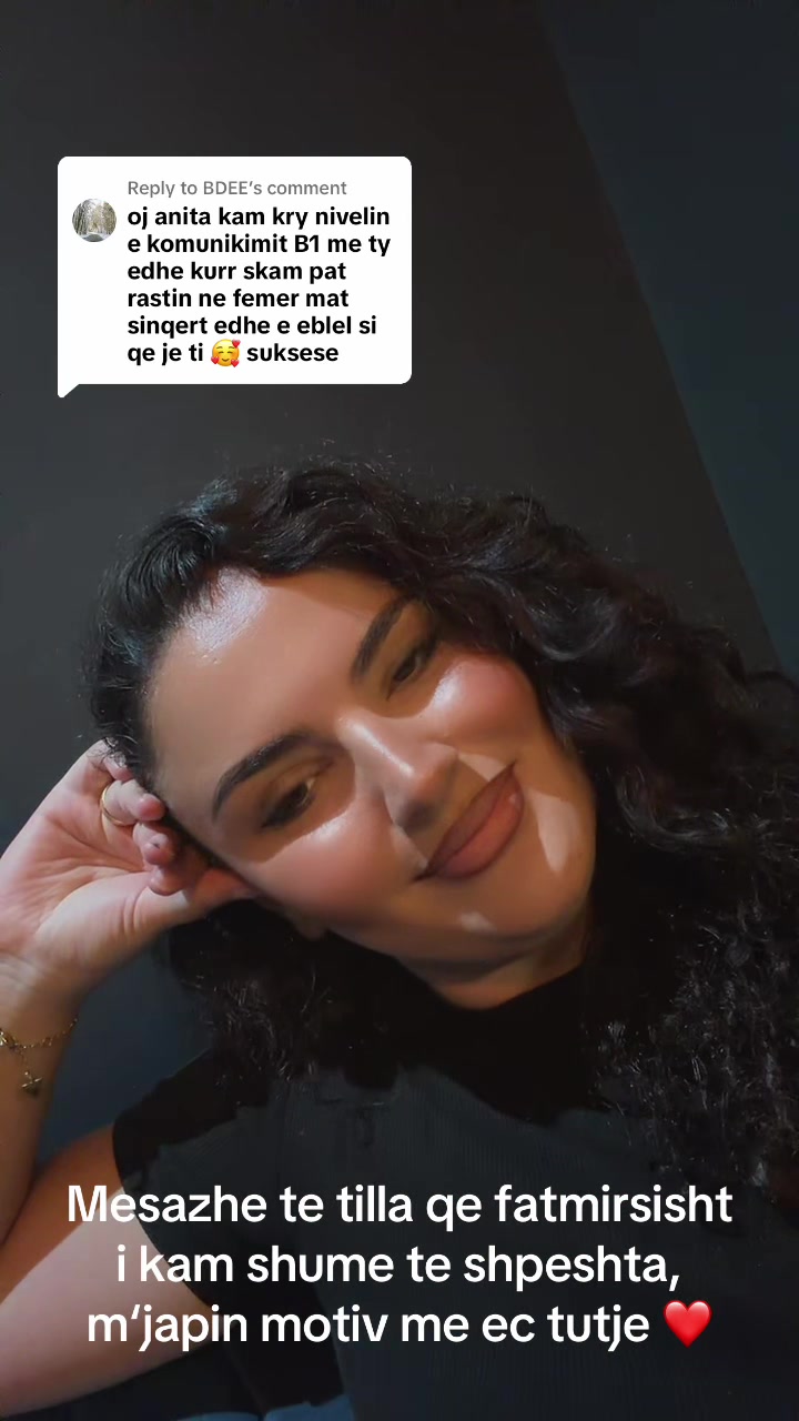 @Anita Halili