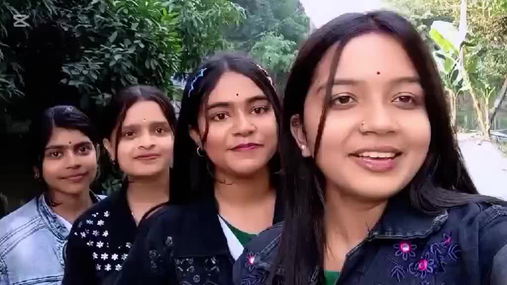 @মায়াবতী😊😅